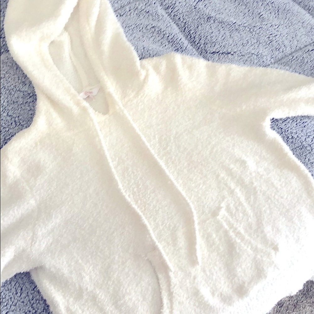 White fuzzy hoodie